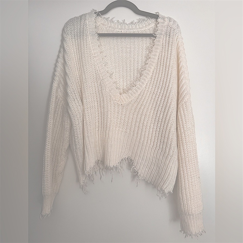 Distressed V-Neck Frayed Crop Knit Sweater (Ivory) | Medium/Large